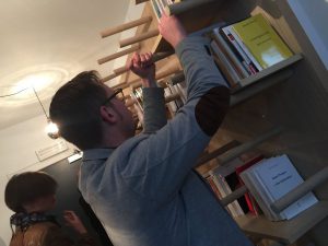 charleroi-inauguration-bibliotheque-vecteur