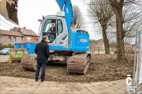 demolition-jumet-ecole-trou